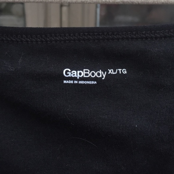 Gap Body black nursing tank XL - Picture 3 of 4